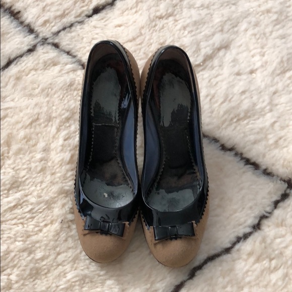 Marc Jacobs Tan Felted shoe wPatent Leather Detail - Picture 1 of 8